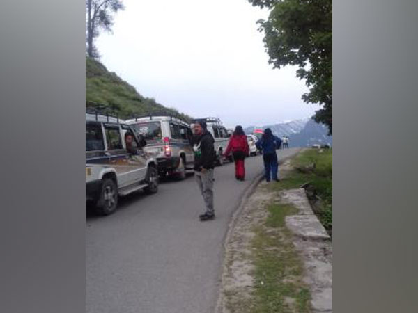 Traffic jam on Manali-Leh Highway on route to Rohtang Pass 