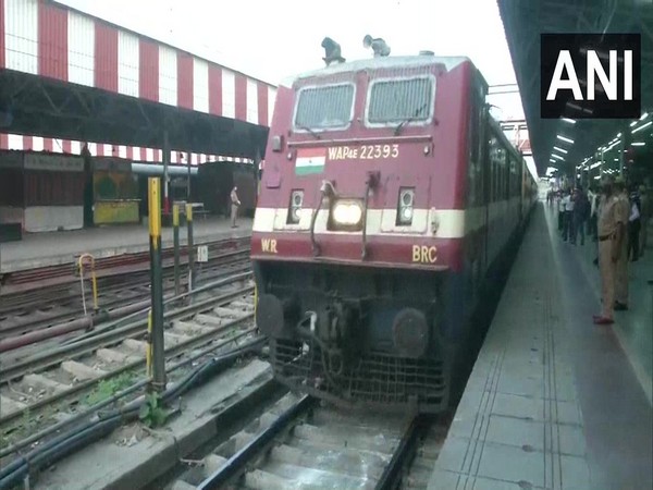 A 'Shramik special train' arrives at Charbagh railway station on Sunday. Photo/ANI