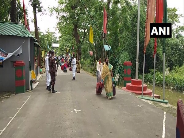 129 people who returned from Bangladesh will undergo COVID-19 testing and 7-day institutional quarantine. [Photo/ANI]