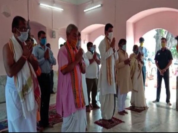 Tripura CM Biplab Deb performed puja at the historic Mata Tripurasundari temple at Udaipur, Gomati on Thursday. [Photo/ANI]