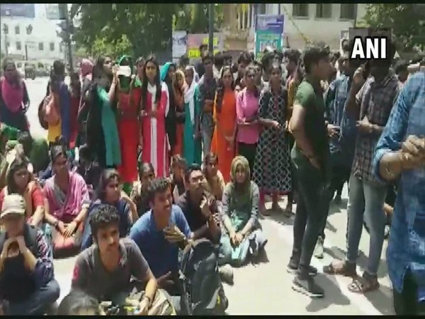 Students protesting outside the University College, Trivandrum on Friday. Photo/ANI