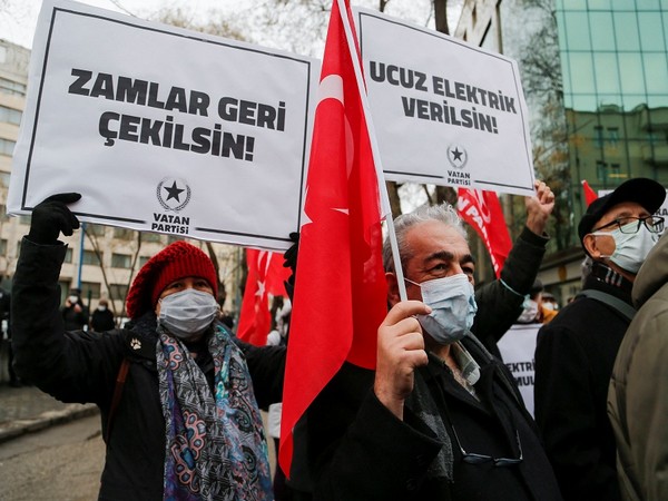 Protest against high energy prices in Ankara. (Photo Credit - Reuters)