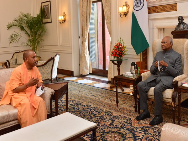 UP CM-elect Yogi Adityanath calls on President Ram Nath Kovind (Photo/Twitter: @rashtrapatibhvn)