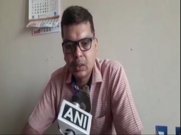 A visual of Dr Sunil Kumar Singh, District Agriculture officer, Prayagraj, UP while speaking to ANI. (Photo/ANI)