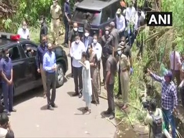 Maharashtra Chief Minister Uddhav Thackeray visited Raigad's Alibaug to take stock of the situation in the wake of cyclone Nisarga. [Photo/ANI]