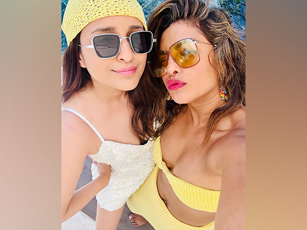 Parineeti Chopra and Priyanka Chopra (Image source: Instagram)