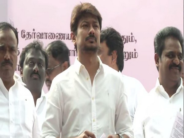 DMK youth wing secretary Udhayanidhi Stalin protesting against TN government