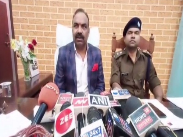 District Magistrate Devendra Pandey, left, and SP Vikrant Vir, right, addressing a press conference in Unnao on Tuesday. Photo/ANI
