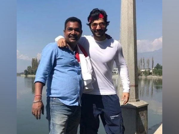 Varun Dhawan with his late driver Manoj (Image source: Instagram)