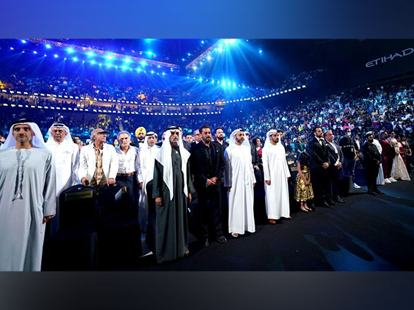 Bollywood community pays tribute to former President of the UAE