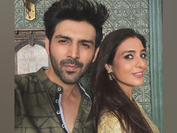 Kartik Aaryan and Tabu (Image source: Instagram)