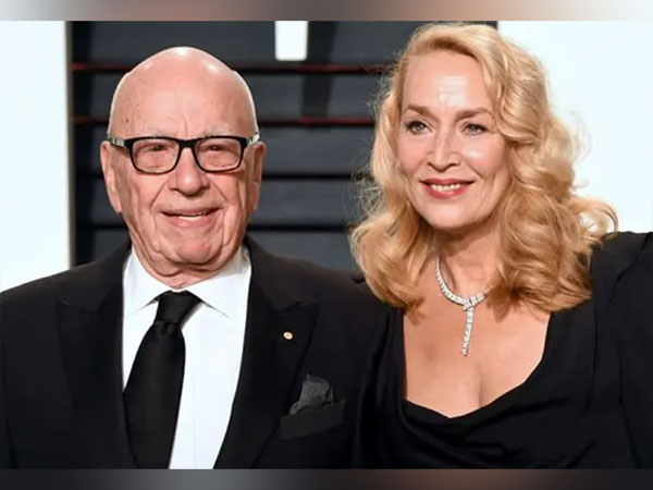 Rupert Murdoch and Jerry Hall (Image source: Twitter)