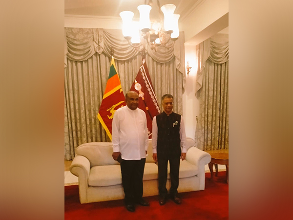 Indian High commissioner Gopal Baglay with Sri Lankan Parliament Speaker Mahinda Yapa Abeywardena (Image Credit: Twitter)