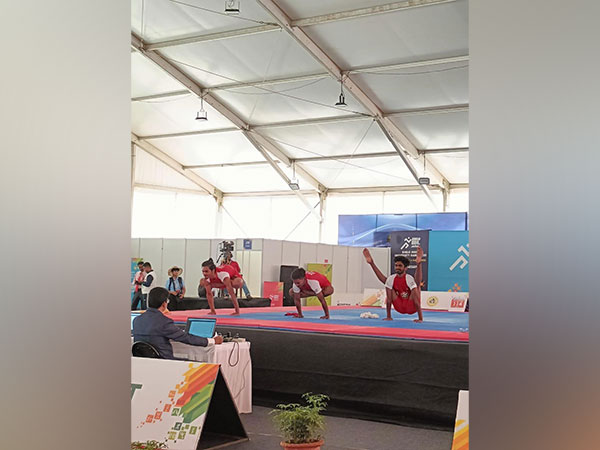 Nitin Tanhaji Pawale (left) in action at Khelo India University Games 2021