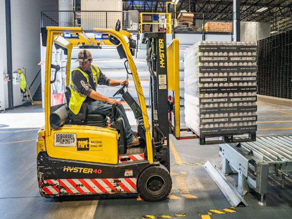 Manufacturing plant (Image: pexels.com)