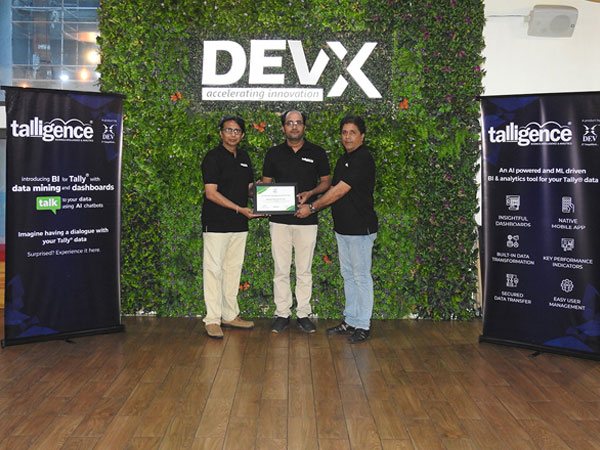 (L-R) Pranav Pandya Co-Founder DEV IT, Alpesh Patel Director MetroBit and Vishal Vasu CTO DEV IT during Talligence Distributorship Nomination Ceremony