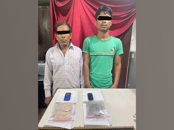 Persons accused of smuggling 600g Brown Sugar in Siliguri (Photo/ANI)