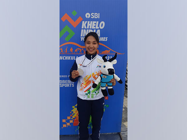 Ladakh's lone woman cyclist Leakzes Angmo at KIYG 2021 (Image: SAI/MYAS)