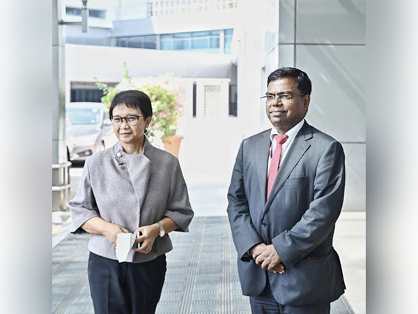 Indonesian FM arrives India for SAIFMM, Delhi Dialogue XII (Photo: Twitter/@MEAIndia)