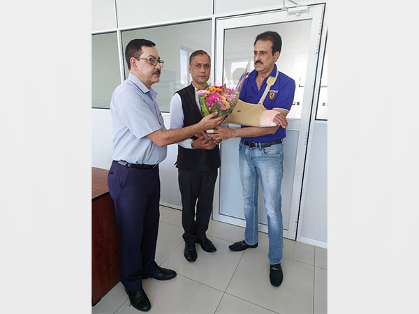 Indian High Commission officials on Tuesday met Vivek Varma, an Indian national and Director of the Indian Visa Center injured in Sri Lanka. (Twitter)