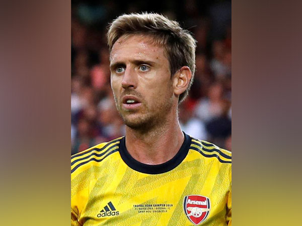 Defender Nacho Monreal 