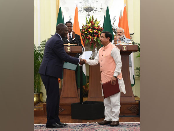 N chandrababu naidu addressing a gathering in Vijaywada on Sunday