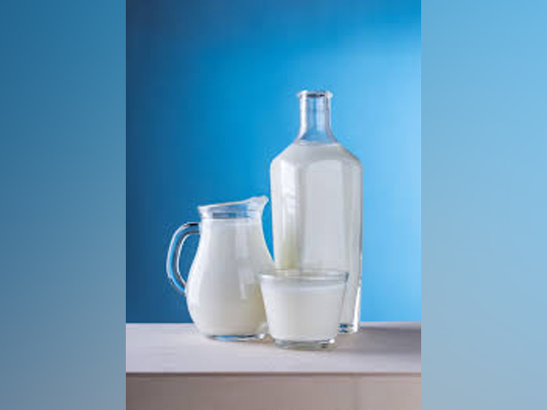 Young adults with persistent cow's milk allergy may not reach their full growth potential.