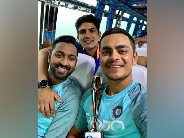 Ishan Kishan along with Krunal Pandya and Shubman Gill (Photo/ Krunal Pandya Twitter)