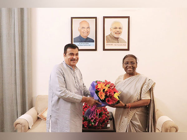 Union Minister Nitin Gadkari with President-elect Droupadi Murmu
