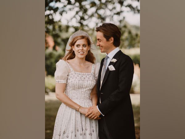 Princess Beatrice and Edoardo Mapelli Mozzi (Image source: Twitter)