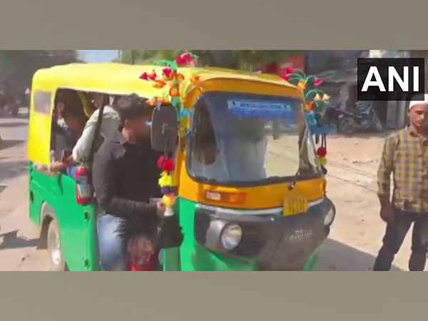 The autorickshaw carrying 27 passengers