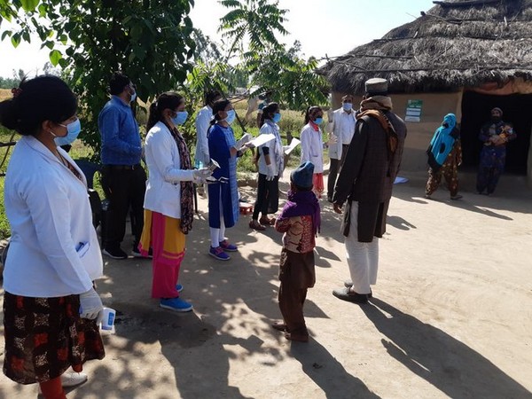 Villagers of Paniyala, Roorkee being put under home quarantine (photo/ANI)