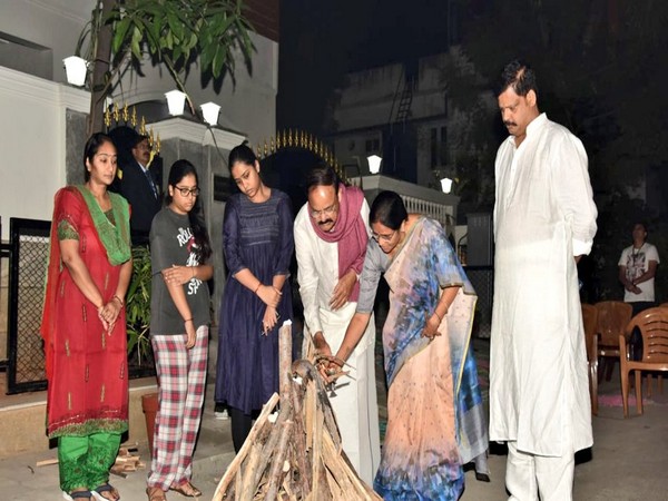 Vice President M Venkaiah Naidu and his family members celebrating Bhogi in Chennai on Tuesday. (Photo Source: Vice President of India Twitter)