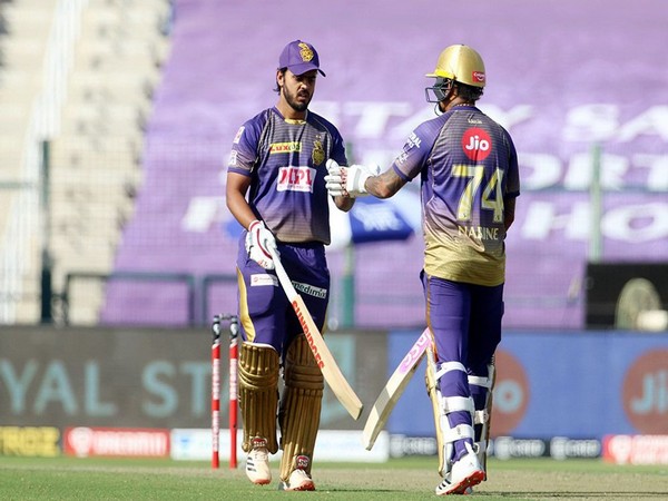 Nitish Rana and Sunil Narine in action against Delhi Capitals (Photo/ iplt20.com)