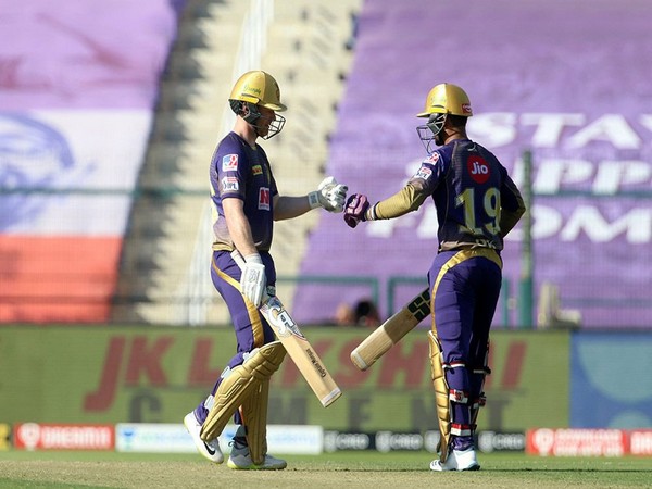 KKR's Eoin Morgan and Dinesh Karthik (Photo/ iplt20.com) 