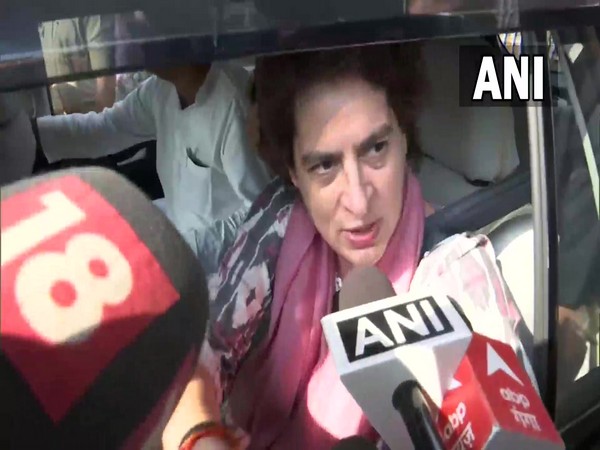 INC General Secretary Priyanka Gandhi Vadra was stopped by police for visiting Agra (Photo/ANI