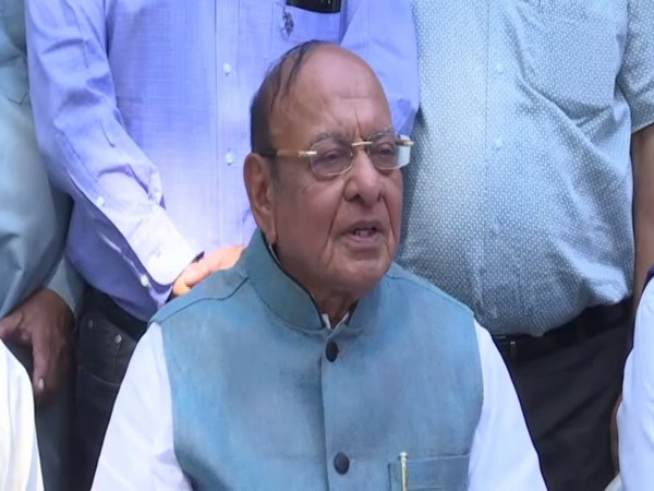 Former Gujarat Chief Minister Shankersinh Vaghela addressing a press conference in Ahmedabad, Gujarat on Saturday. Photo/ANI