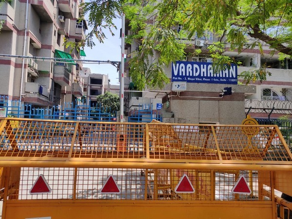 Visual of Vardhaman Apartment in Mayur Vihar Phase-1. (Photo/ANI)