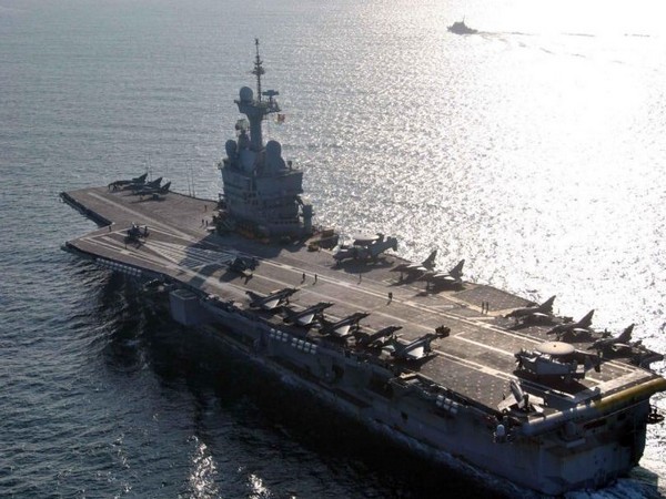 French aircraft carrier Charles de Gaulle sailing off Goa harbour. Photo/ANI
