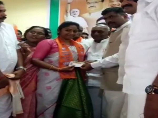 Vidya Rani joined the saffron party at an event organised in Krishnagiri district of Tamil Nadu on Saturday. Photo/ANI