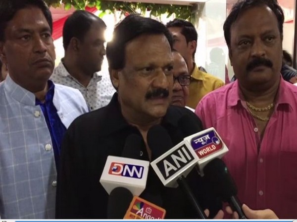 Madhya Pradesh PWD Minister Sajjan Singh Verma speaking to media persons in Indore, Madhya Pradesh on Sunday. Photo/ANI