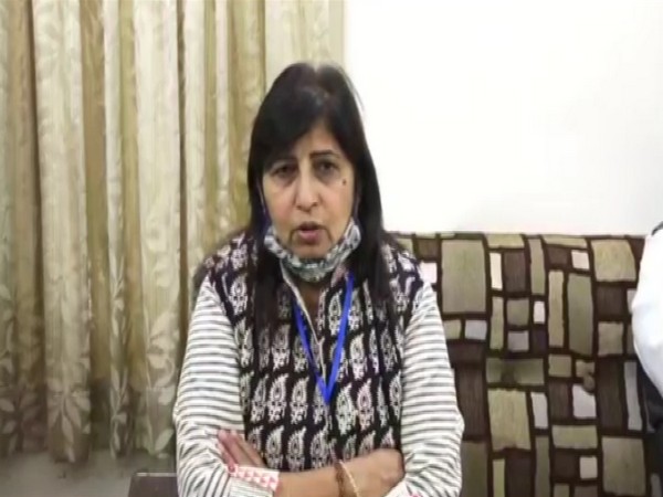 Congress leader Vijayalaxmi Sadho speaking to reporters in Indore on Sunday [Photo/ANI]