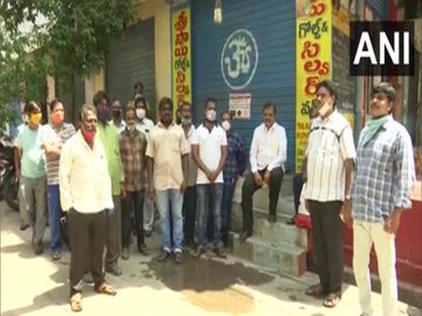    Andhra shopping complex owner waives of rent for two months amid COVID-19 pandemic. Photo/ANI