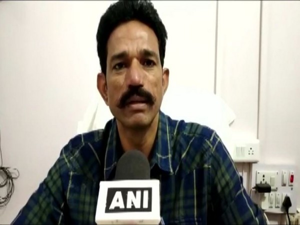 Police Station Incharge (SI), Sendhwa, Vishwajit Parihar speaking to ANI on Friday. Photo/ANI