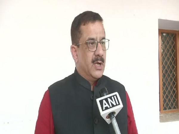 Shia Waqf Board chairman Syed Waseem Rizvi talking to ANI on Saturday. Photo/ANI