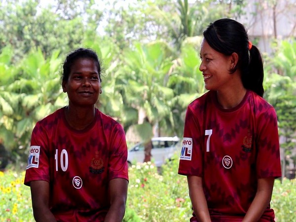 Dular Marandi and Ranjita Devi. (Photo- AIFF)
