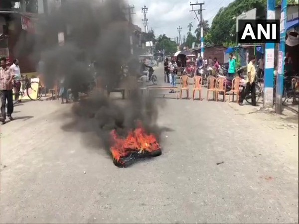 Traders protest in Ghogomali area of West Bengal’s Siliguri.