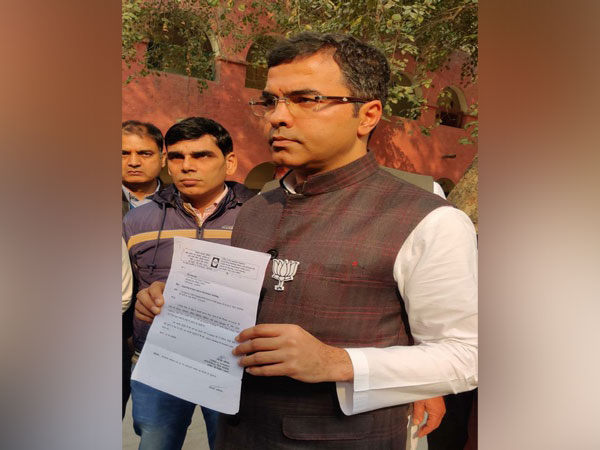 BJP MP from West Delhi Parvesh Sahib Singh at a Delhi government school in Matiala on Monday. Photo/ANI