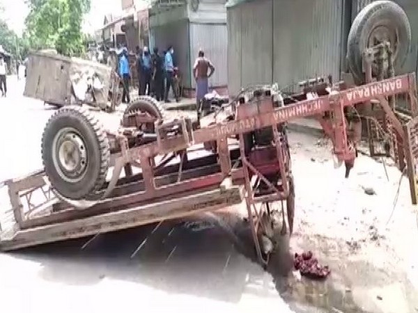 Visuals of the area in North Bengal after the clash between Trinamool Congress and BJP workers.