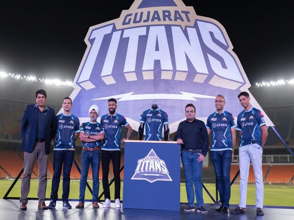 BCCI secretary Jay Shah, Captain Hardik Pandya and Head Coach Ashish Nehra at jersey unveiling of Gujarat Titans (Image: Gujarat Titans media)